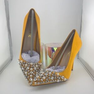 *NEW* Elegant Yellow Stiletto Heels with Rhinestone Embellishments